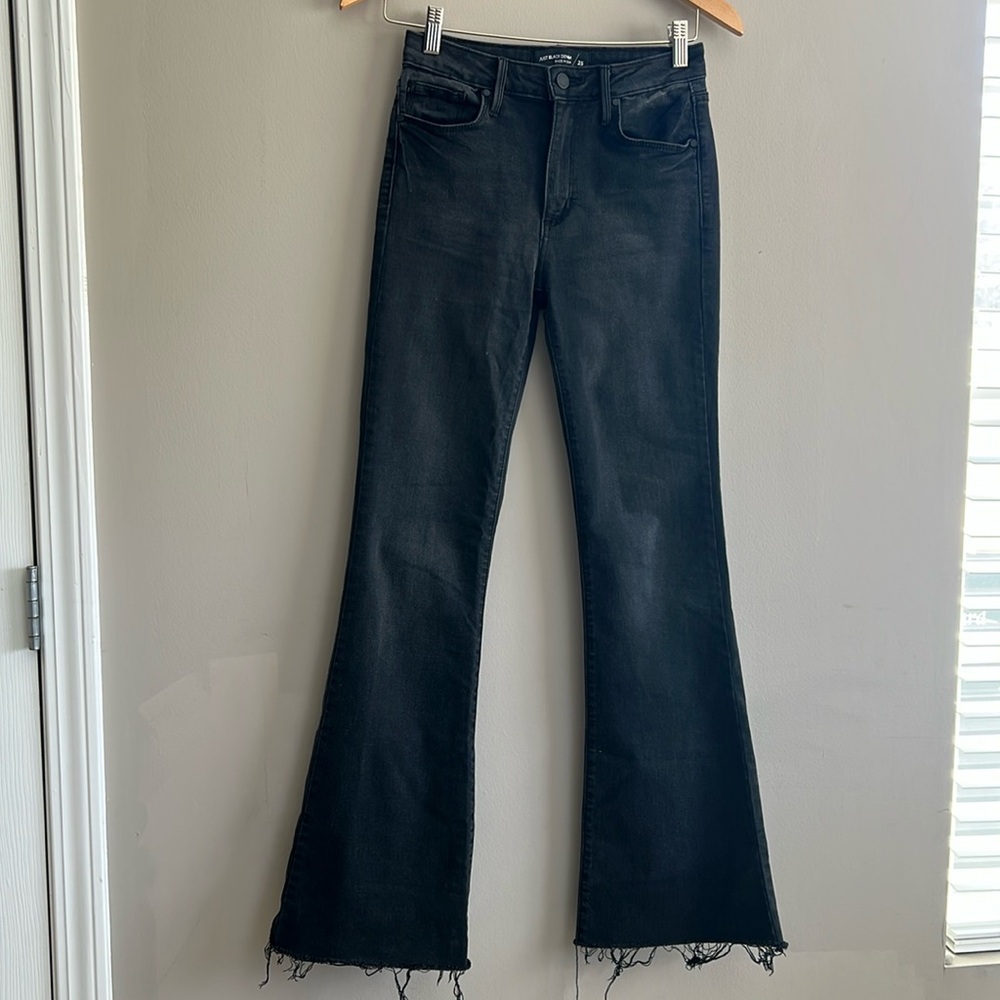JUST BLACK DENIM Raw Hem Jeans Size 25 EUC Made in USA Boot Cut